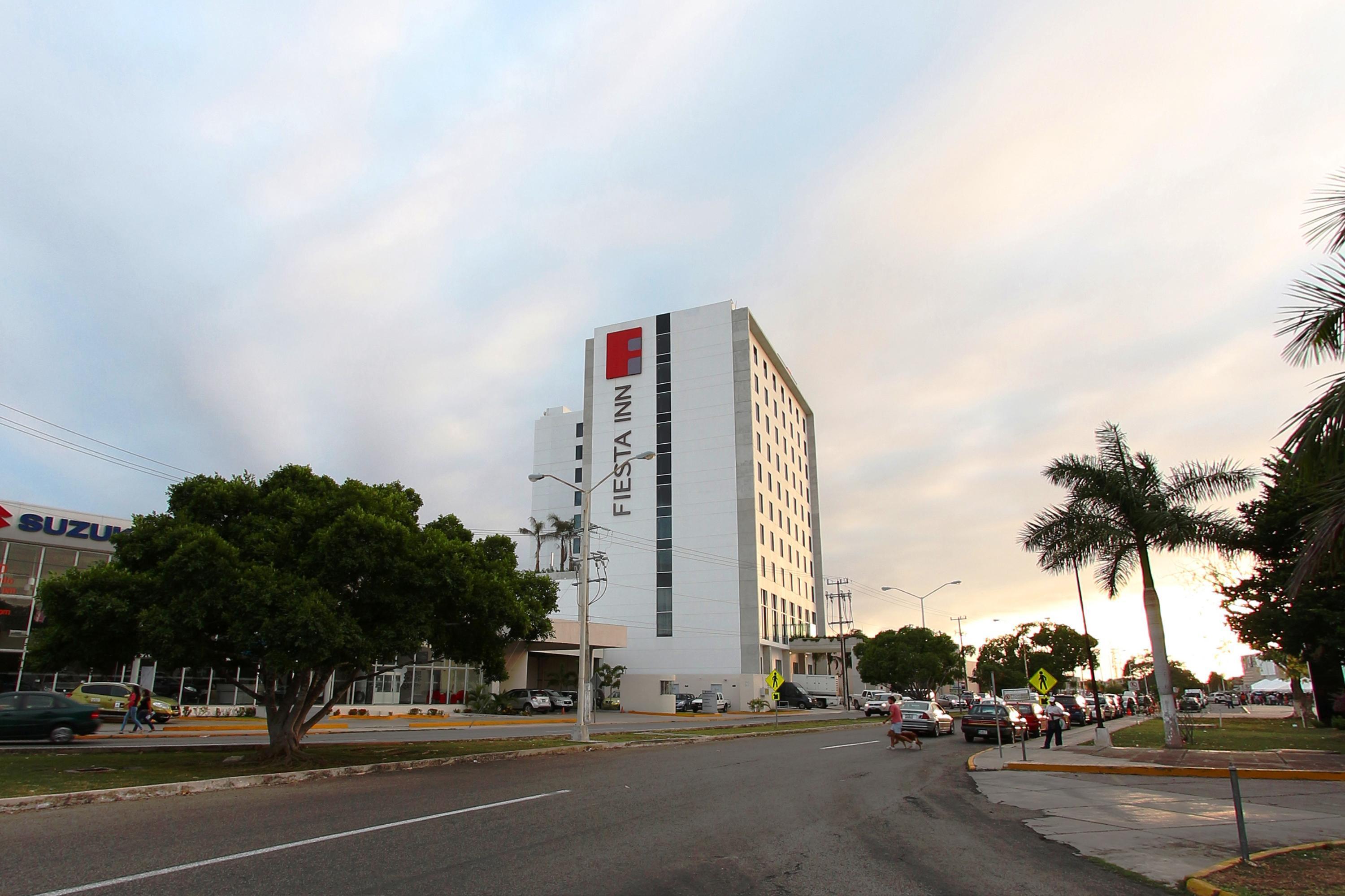 Fiesta Inn Mérida Buitenkant foto